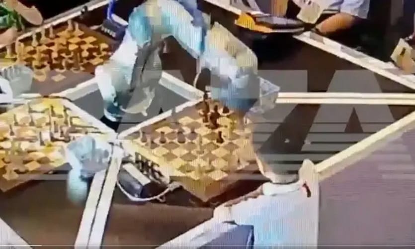Chess Robot Breaks The Finger Of Its Child Opponent During Match