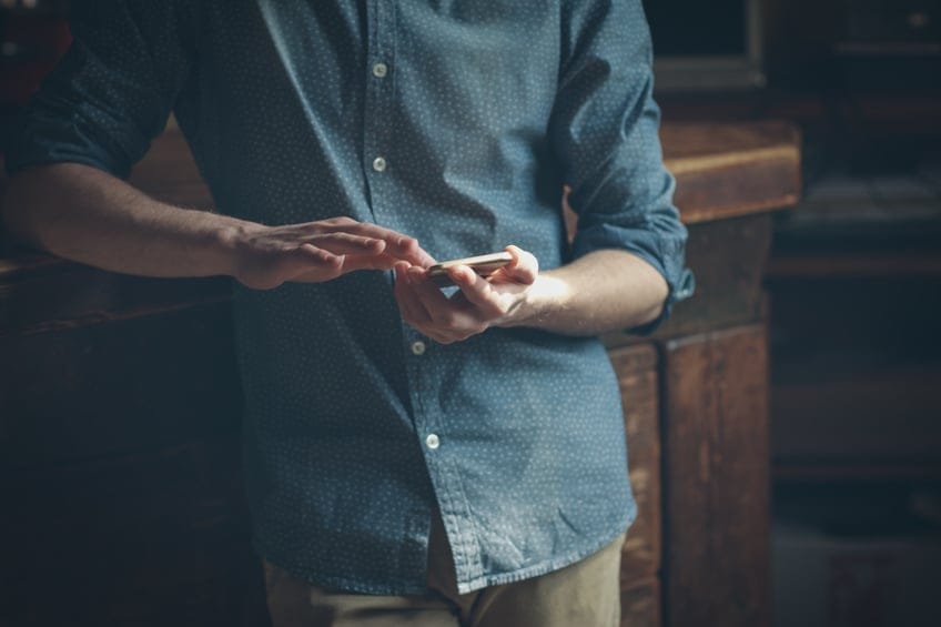 Is He Only Texting You When He’s Bored Or Lonely? Here’s How To Tell