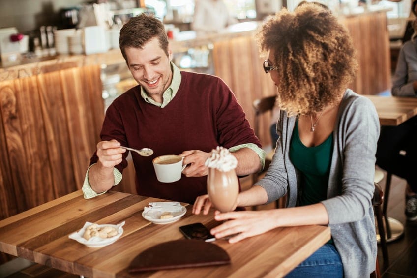I Don’t Need To Keep My Options Open When I’m Dating Someone — And I Expect The Same