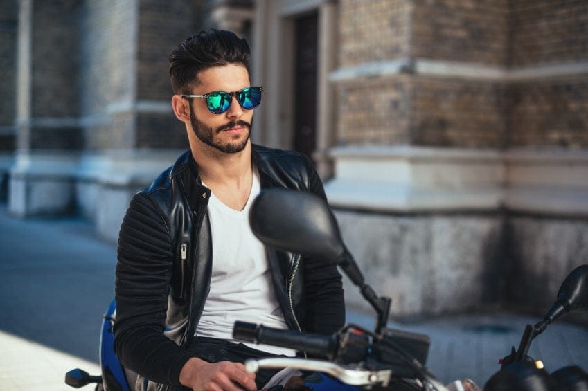 10 Types Of Obnoxious Guys You’ll Find On Tinder
