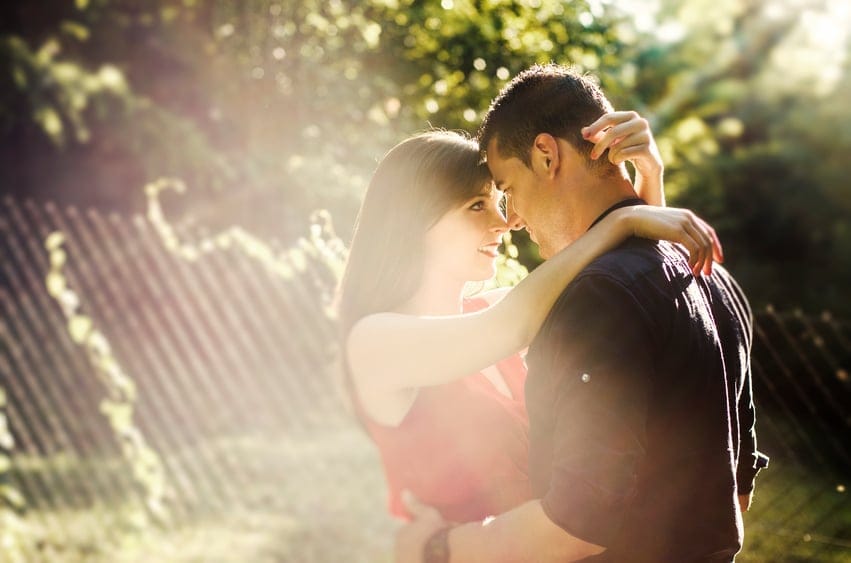 7 Destructive Patterns The Best Couples Know Better Than To Fall For