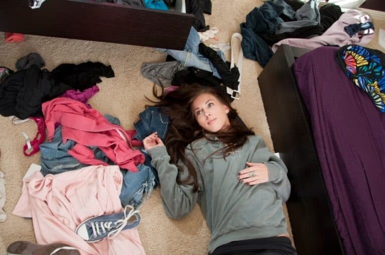girl in messy room