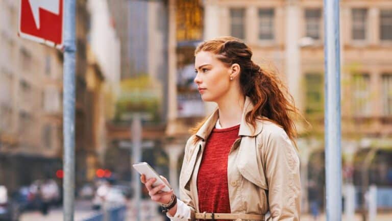 Confident woman in the city