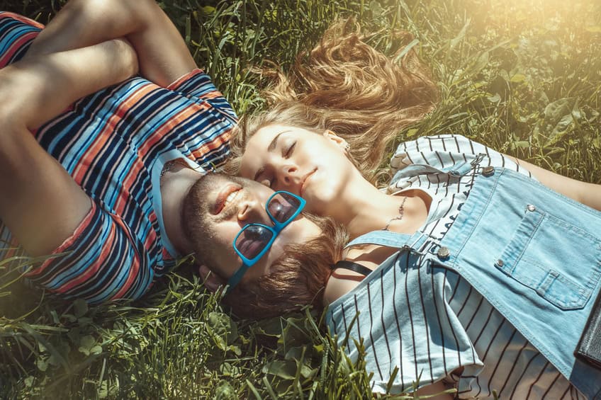 couple grass summer sunshine