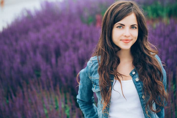 Fashion portrait of a modern girl in the park
