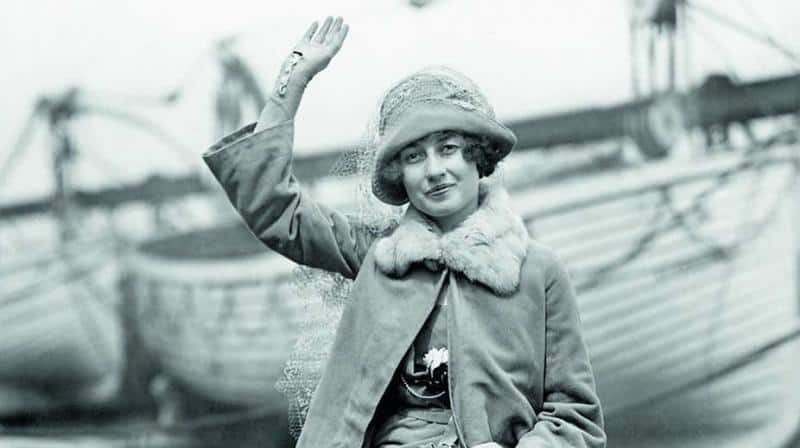 mary landon banker