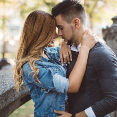 12 Signs He Thinks Of You As His FWB, Not His Girlfriend
