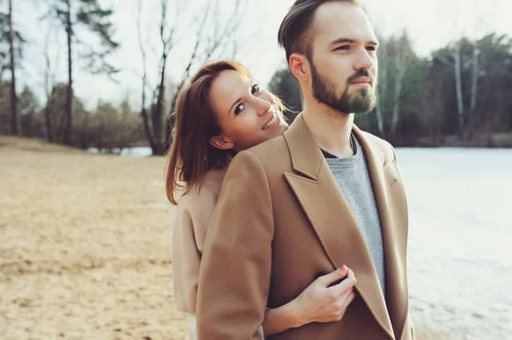 12 Signs He’s Happy Being Single & Will Never Commit