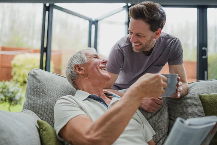 My Boyfriend’s Dad Is So Possessive, It Feels Like I’m Dating Him Too