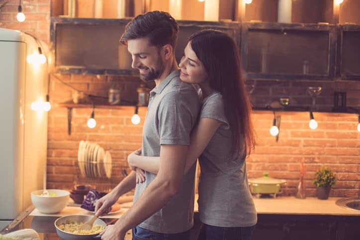 I Moved In With A Guy Two Days After We Met