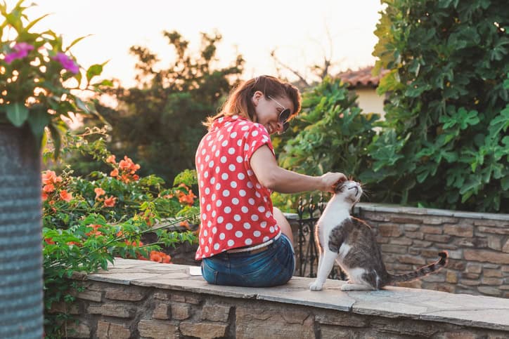 I Dumped My Fiance For A Cat & I’ve Never Been Happier