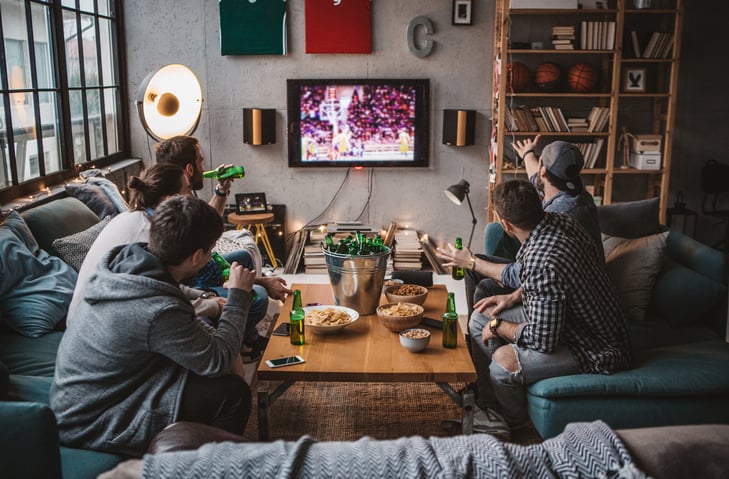 He Turned Our Date Into A Hangout With His Buddies