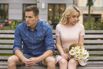 11 Controlling Behaviors I Noticed On Our First Date