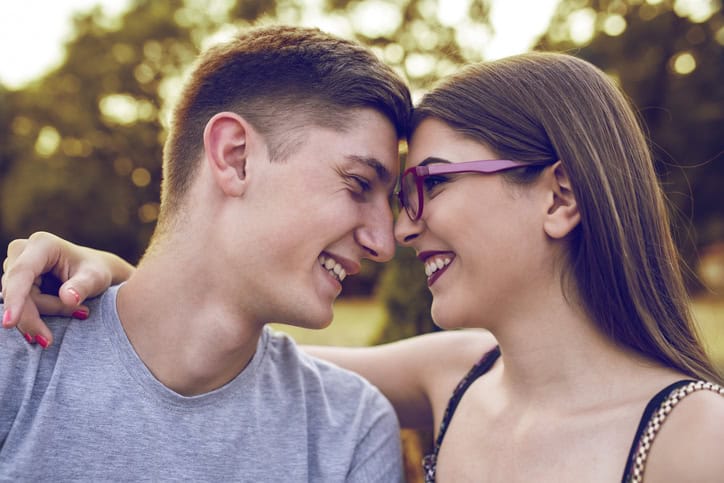 If You Lied At The Start Of Your Relationship, Here’s How To Handle It Now