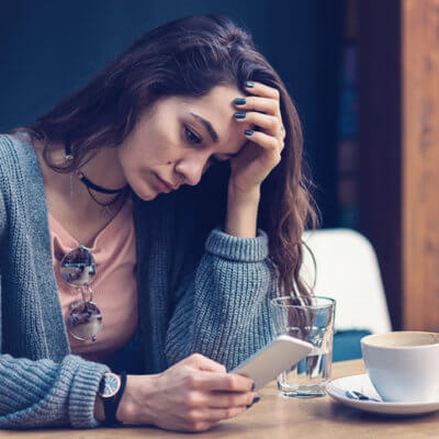 If You’re Obsessing Over Someone Who Isn’t Texting You Back, Read This
