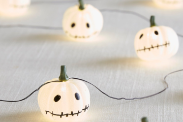 These Stringed LED Pumpkin Lights Are The Perfect Halloween Decoration