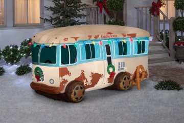 This Inflatable ‘Christmas Vacation’ RV Will Give Your Lawn The Griswold Treatment
