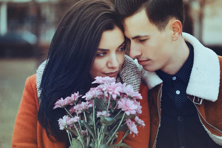 Are You A Needy Girlfriend? 10 Signs You’re Too Reliant On Your Partner