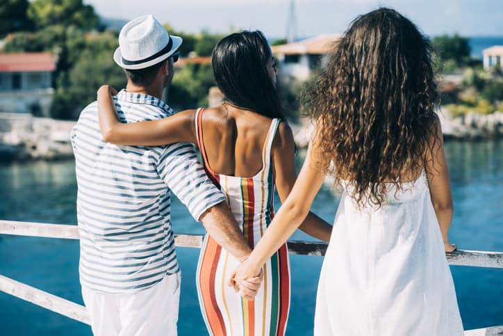 how to tell when a guy is being unfaithful
