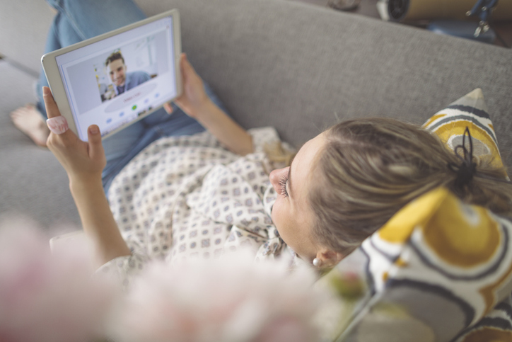 keep spark long-distance relationship