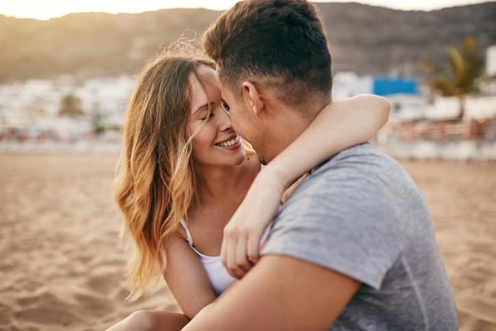 signs you're a good girlfriend