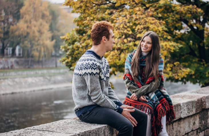 how to tell when a guy is lying