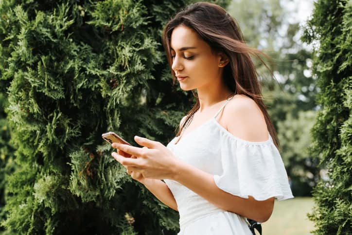 how to break up with someone via text