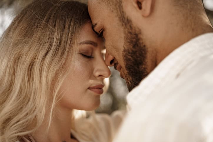 how to deal with relationship anxiety