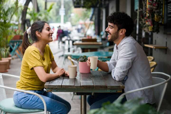 signs he's playing you