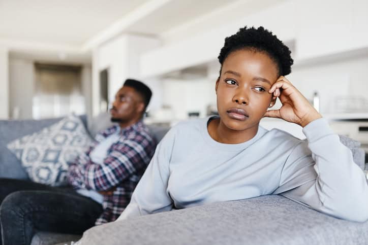 signs he doesn't care about you