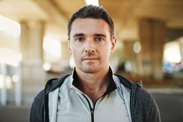 8 Signs He Regrets Hurting You