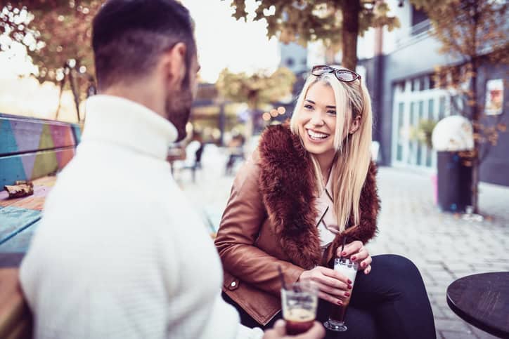 How To Get A Married Man To Leave His Wife For You, According To A Guy