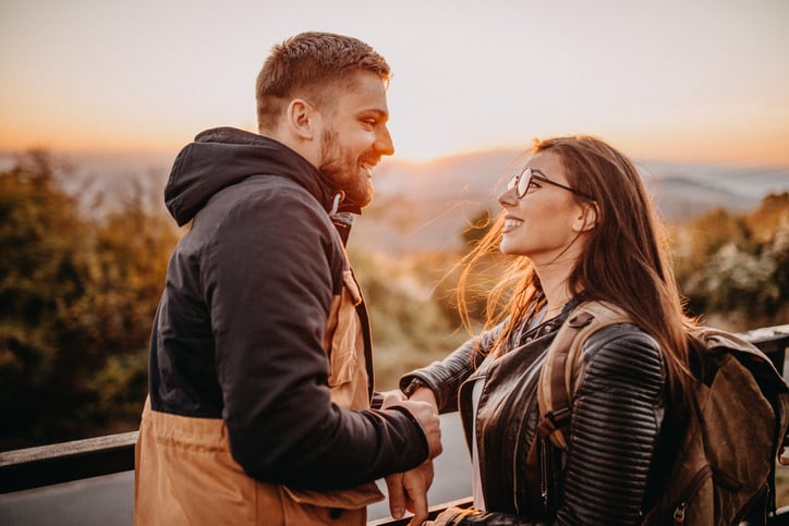 How To Find A Balance Between Independence And Connection In Your Relationship