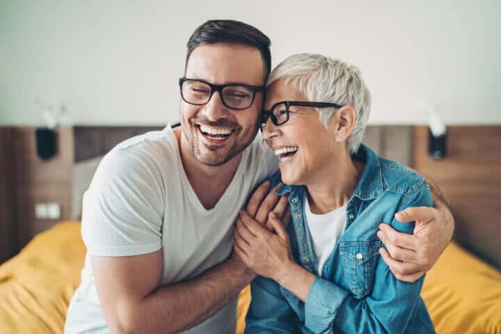how to date a mama's boy