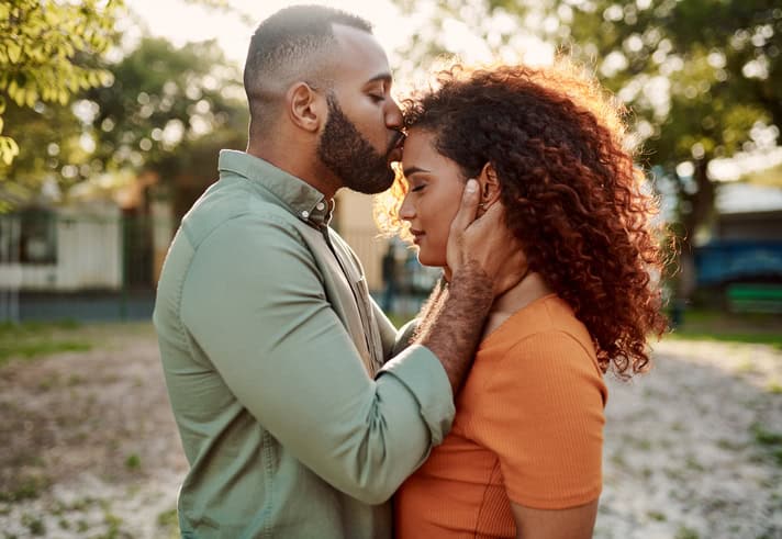 9 Ways People Who Grew Up With A Single Parent Love Differently