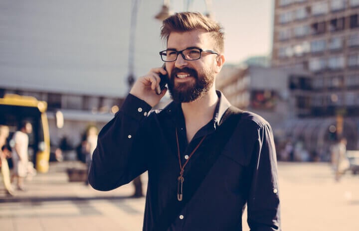 Signs Your Ex is Pretending To Be Over You