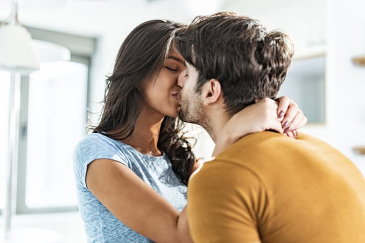 low self-esteem behaviors