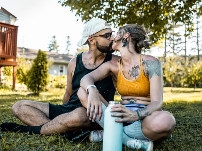 what does it mean when a guy kisses you on a first date