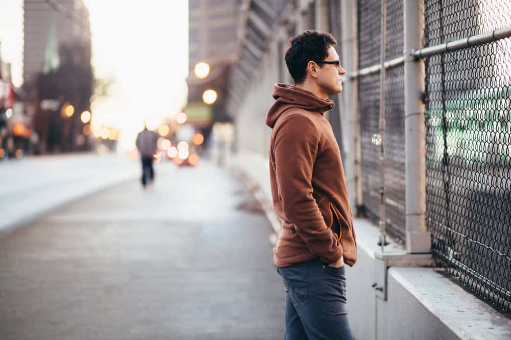 18 Signs You Don’t “Love Your Alone Time,” You’re Actually Antisocial