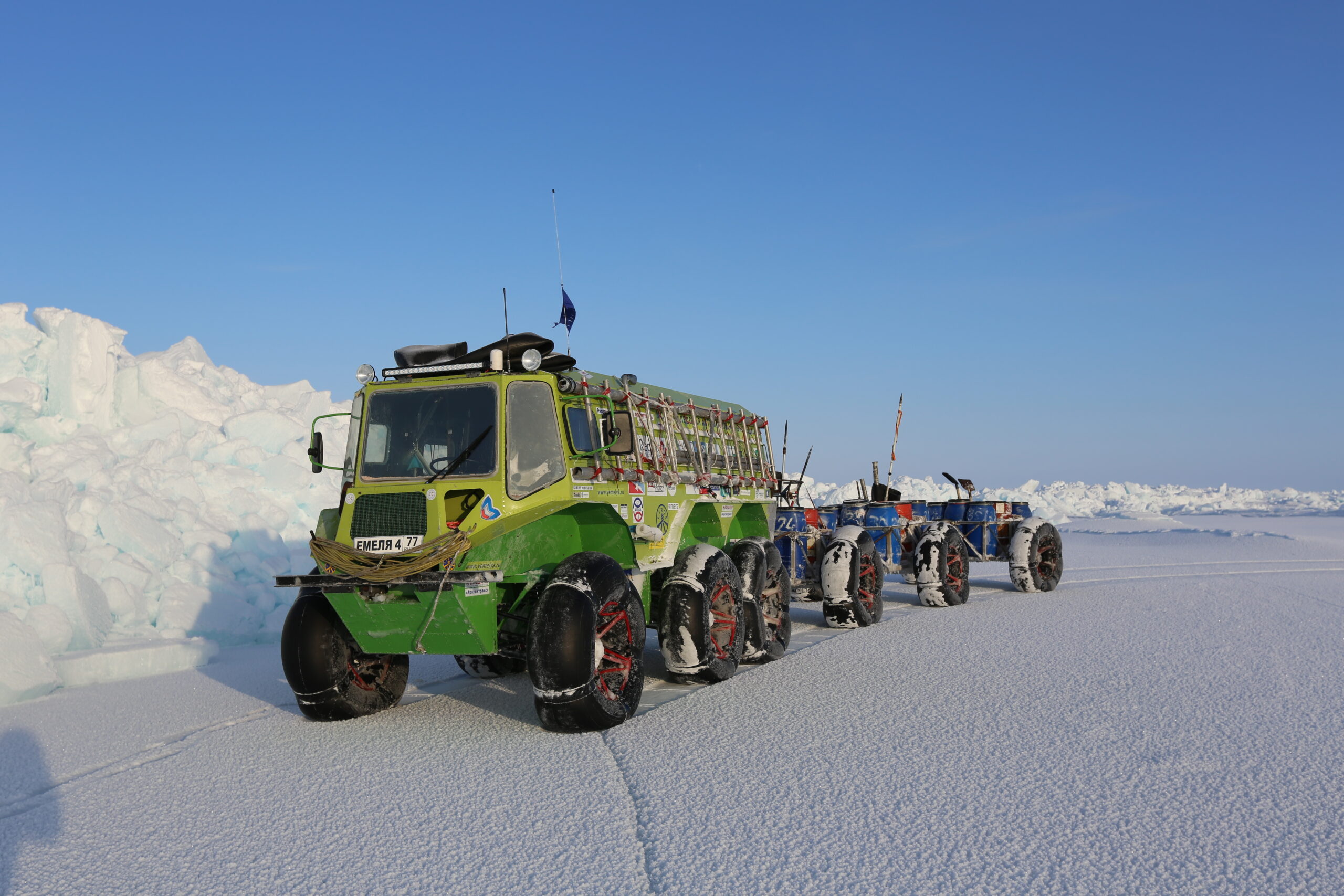 Russian vehicle on the North Pole.