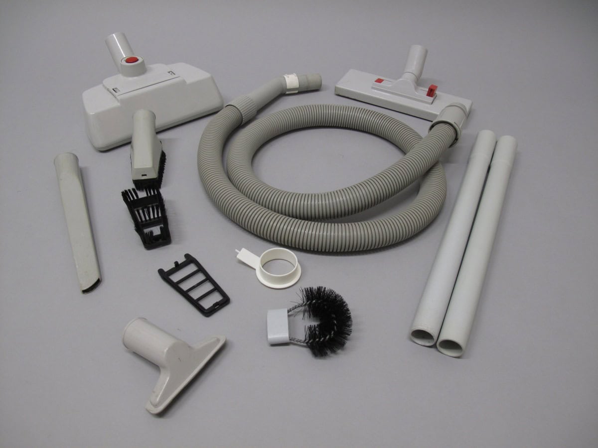 The attachments of a vacuum.