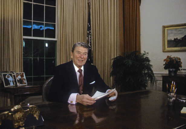 Washington DC Usa President Ronald Reagan delivers speech.
