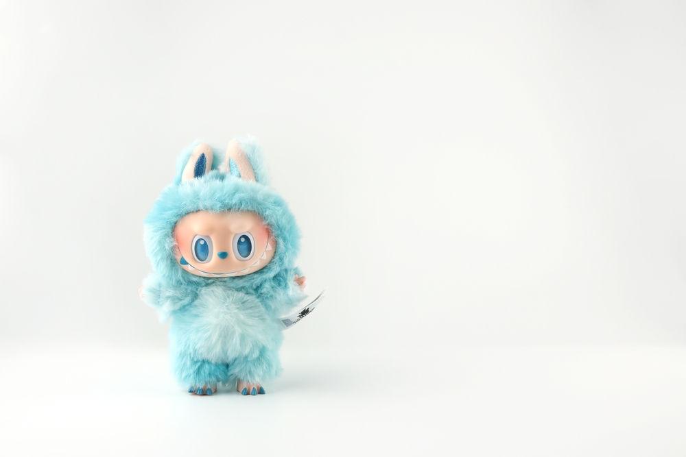 A blue labubu keychain