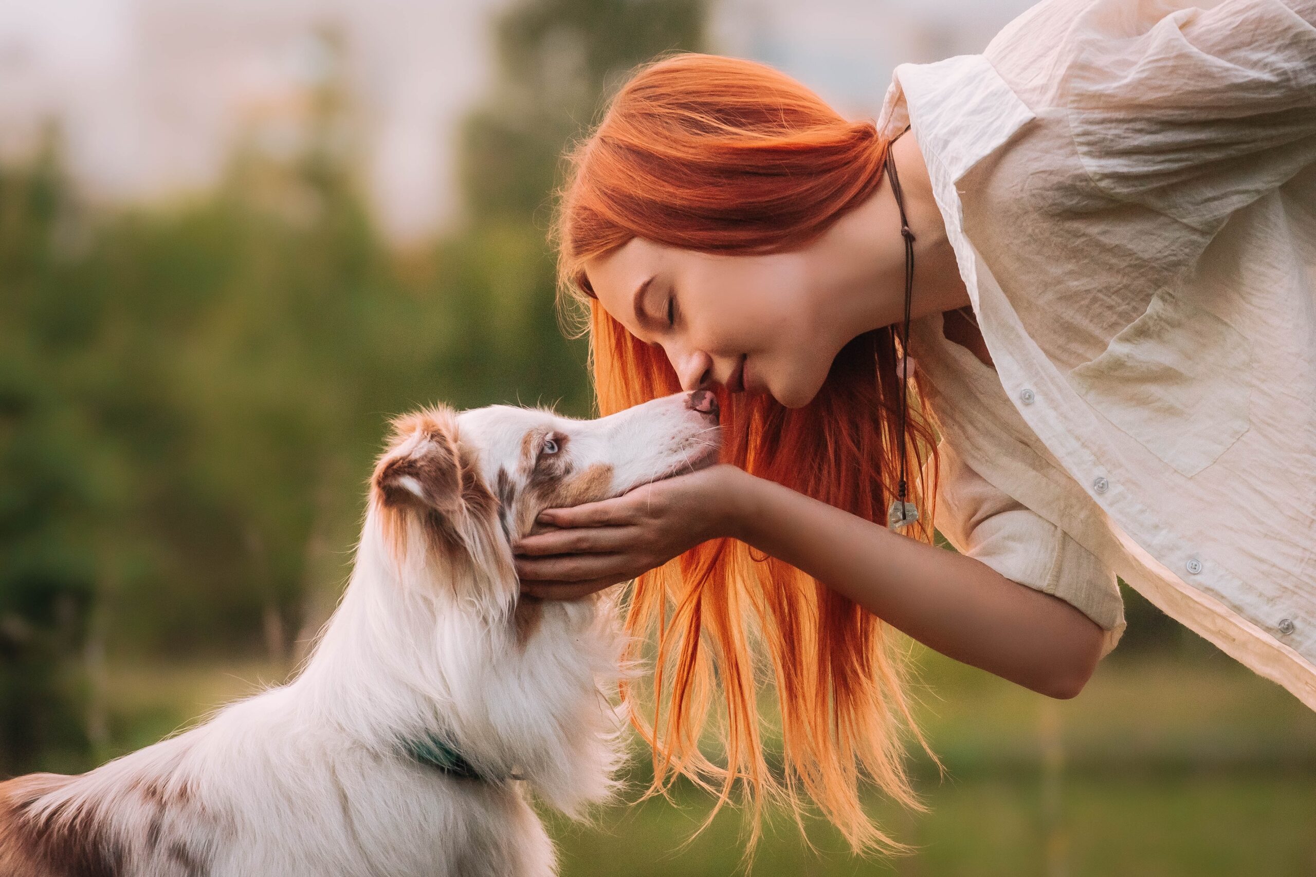 Friendship and love between a woman and her dog.