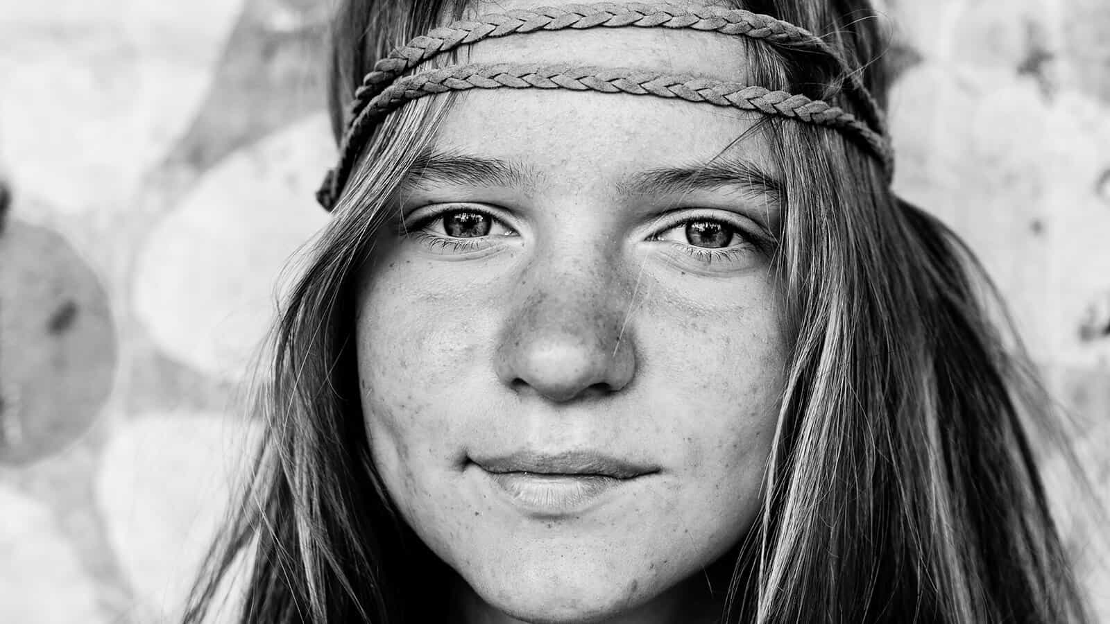 When life falls apart, people raised in the 60s and 70s do 7 things younger generations were never taught