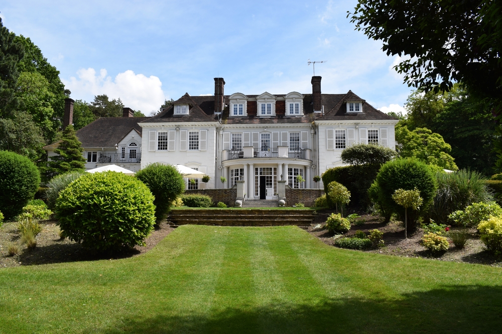 An estate in England.